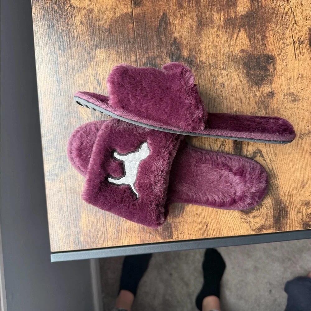 Victoria Secret PINK Fuzzy Slippers - Picture 3 of 5